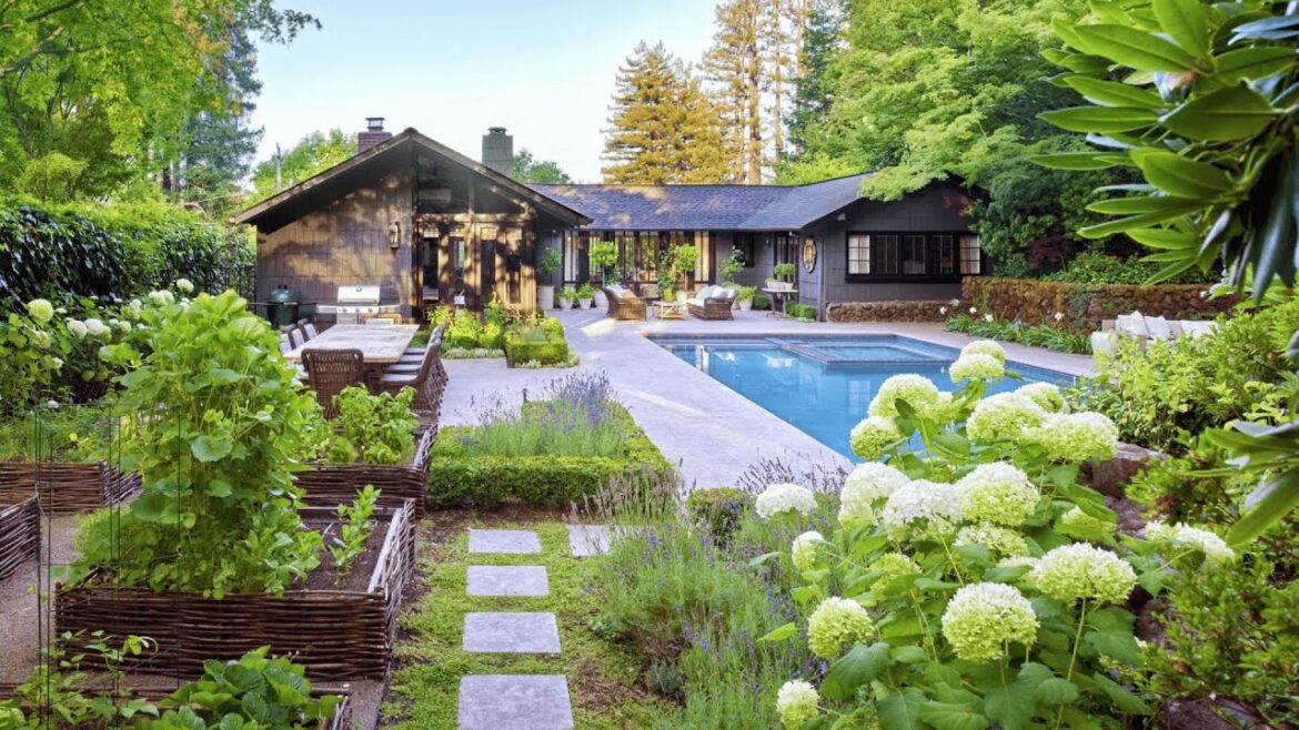 50 Best Backyard Landscaping Ideas and Designs in 2023