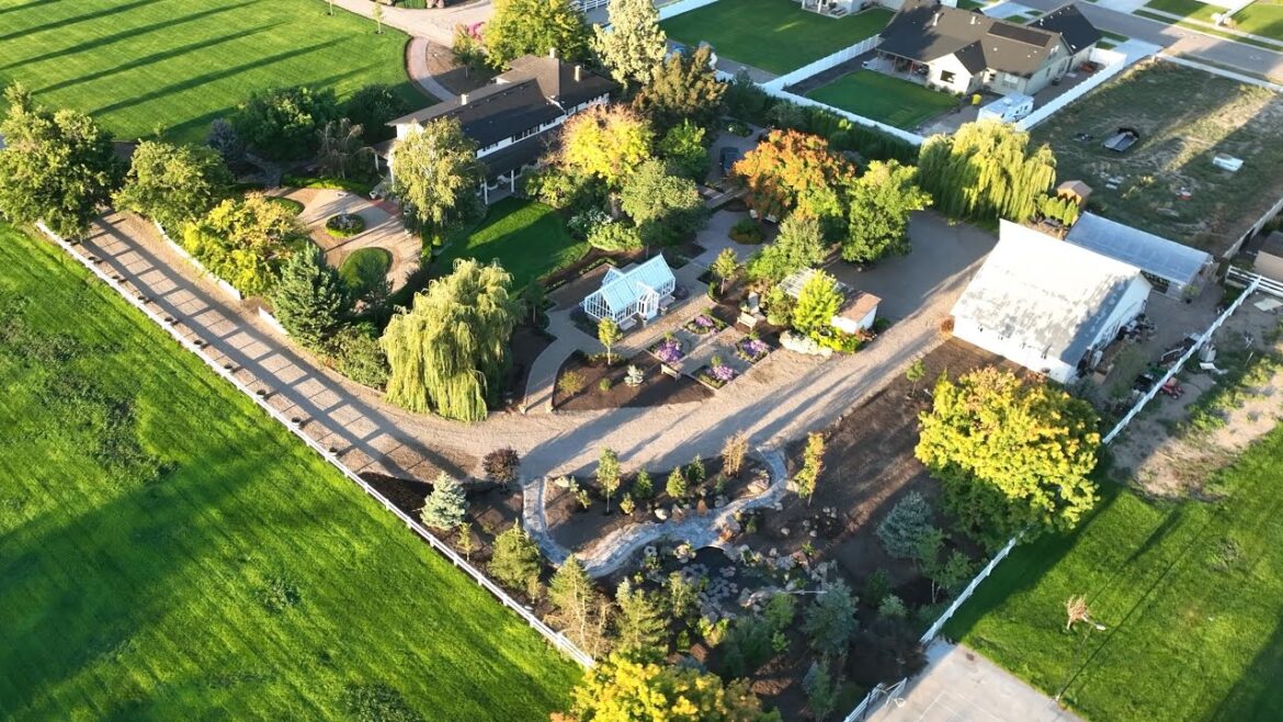 September Garden Tour - Part One! 🌿🍂🥰 // Garden Answer