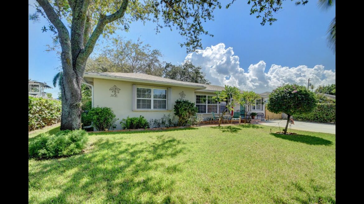 Video preview – Residential for sale – 1239 16th Avenue N, Lake Worth Beach, FL 33460 Video preview - Residential for sale - 1239 16th Avenue N, Lake Worth Beach, FL 33460