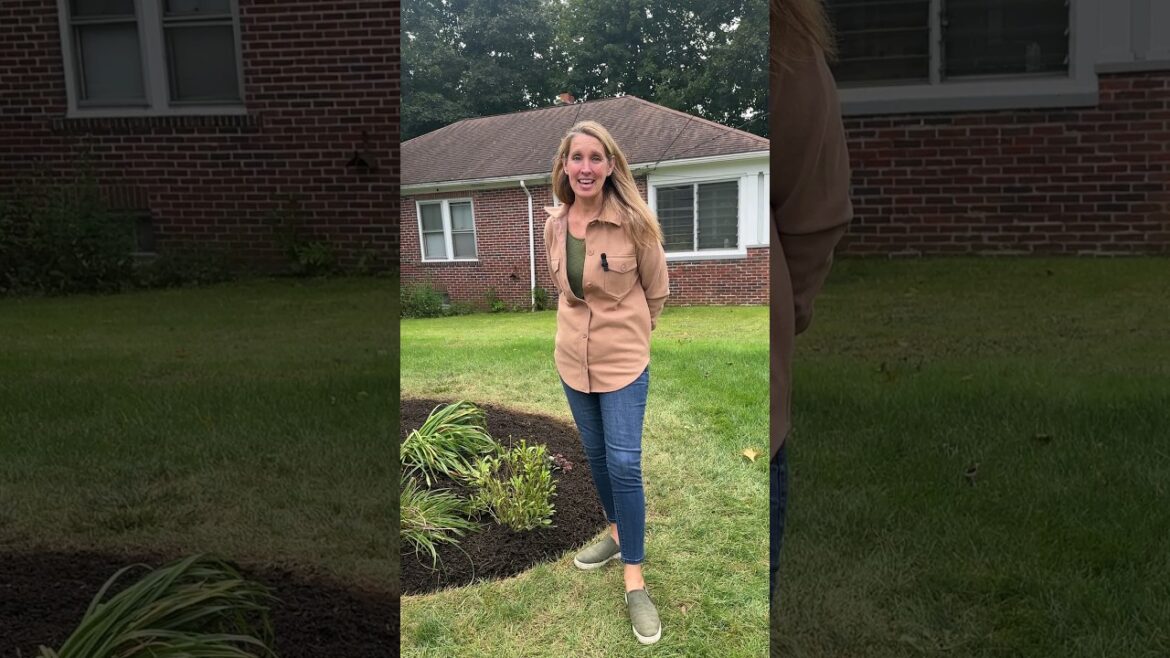 Gardening Quick Tip #16: Fall 🍁 Is The Perfect Time For..... #gardeningtips #gardeningvideos