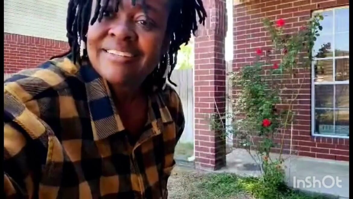 Smart Saker Honest  Review #Trimmer #Cordless #productreview #NewVideo #Containergardening #Houston