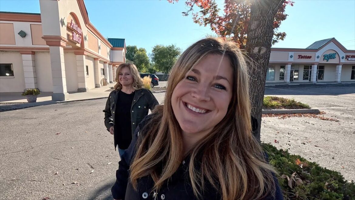 Garden Answer: Antique Shopping Day with My Mom (+ Pretty Mini Garden Tour at one of the Shops)! 🥰🌿 Antique Shopping Day with My Mom (+ Pretty Mini Garden Tour at one of the Shops)! 🥰🌿