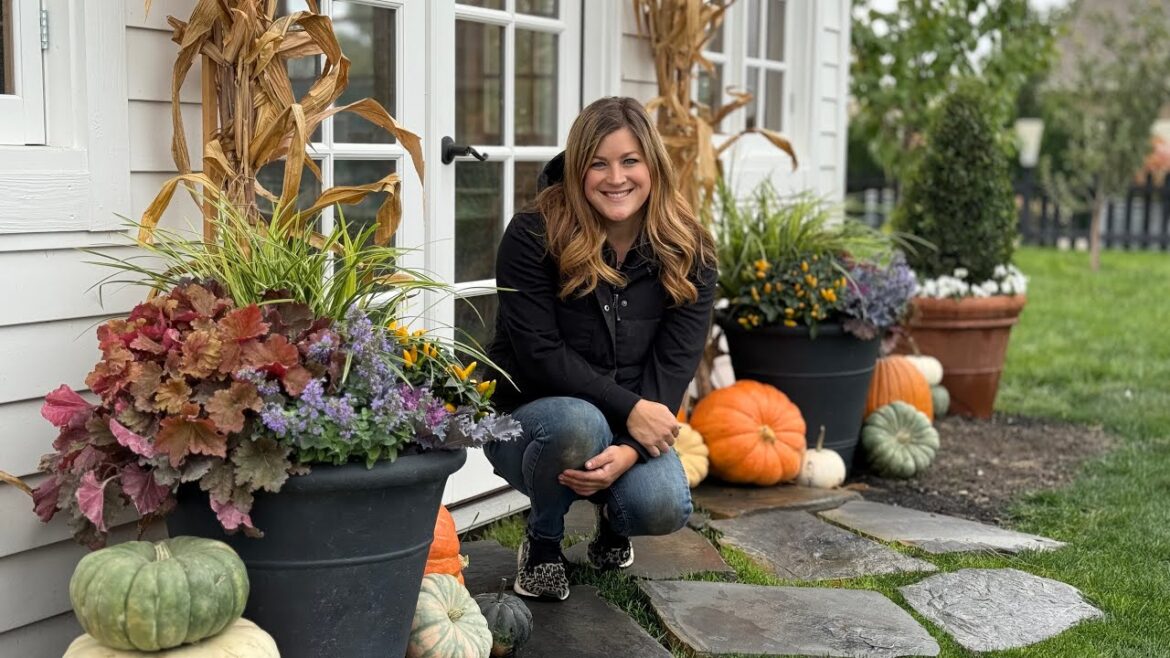 Decorating the Flower Shed for Fall! 🍂🌾🍁 // Garden Answer