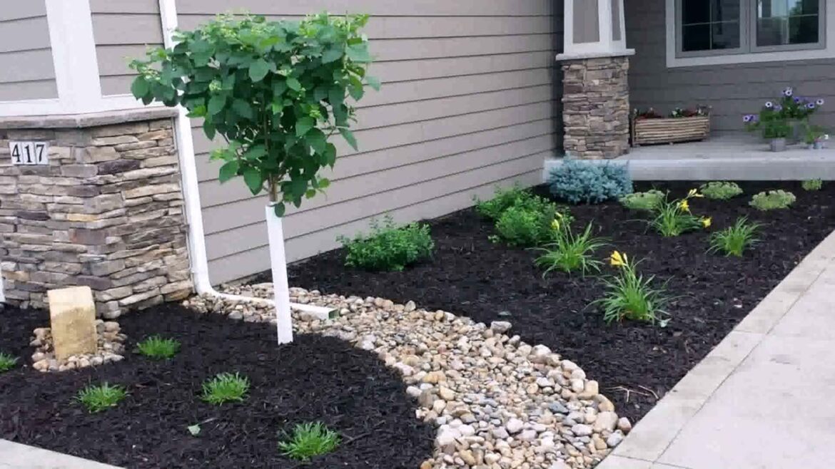 Front Yard Landscaping Ideas With Rocks And Mulch