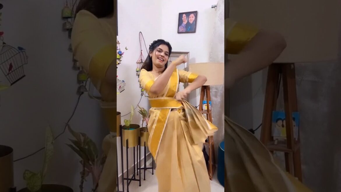 Subscribe please ๐๐ป๐ฅบ #cute #dance #trending #saree Subscribe please ๐๐ป๐ฅบ #cute #dance #trending #saree