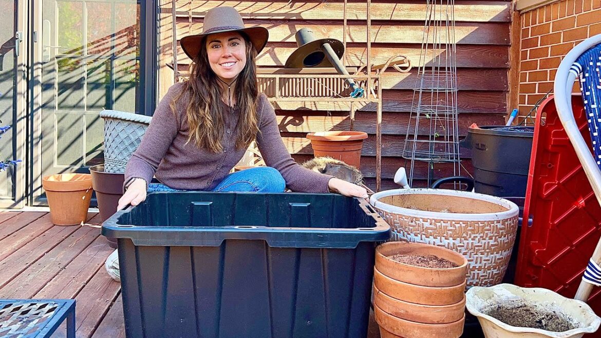 How I Store Potting Soil Over Winter in My Container Garden // Chicago Gardener