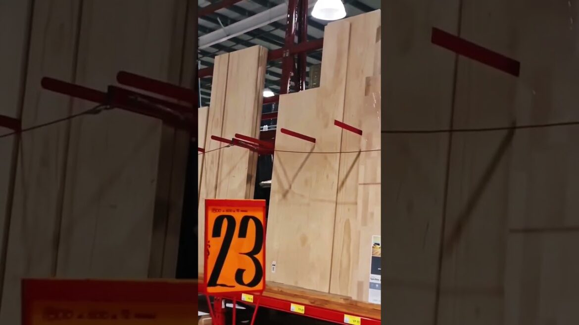 Timber varieties on sale at Bunnings Warehouse Timber varieties on sale at Bunnings Warehouse