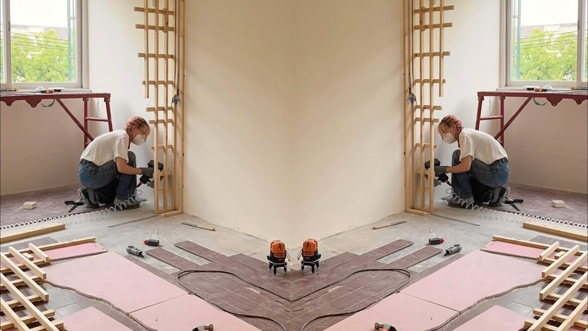 Genius girl secretly renovates her mother's old house,  She will receive a surprise | Clean up