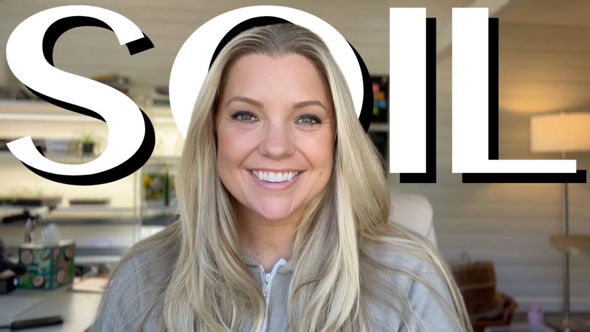 🖐🏼 5 Tips for HEALTHY SOIL :: Building the Foundation of a Successful Garden