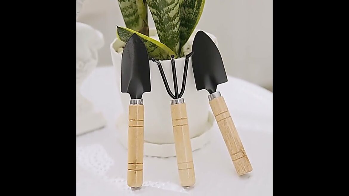 Mini Shovel For Ploughing Gadget  Hand Shovel, Mini Rake - Small Gardening Tools garden tools