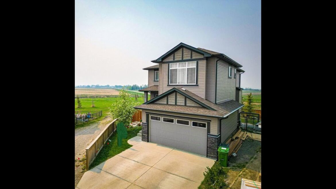 New Single Family listing for sale found at 31 Lakewood Mews, Strathmore, AB T1P 0G6
