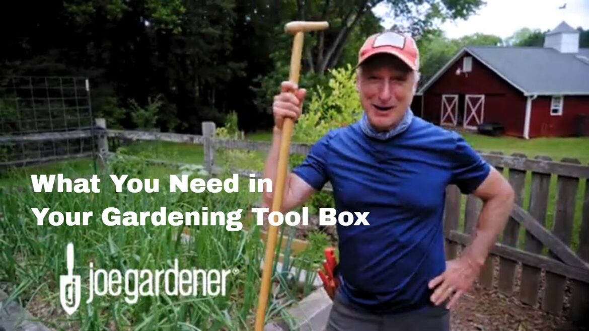 7 Best Gardening Tools to Make Your Life Easier