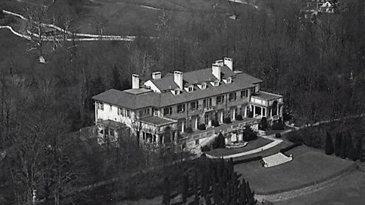 Uncovering Timberline: A Lost Jewel of American Architecture! Uncovering Timberline: A Lost Jewel of American Architecture!