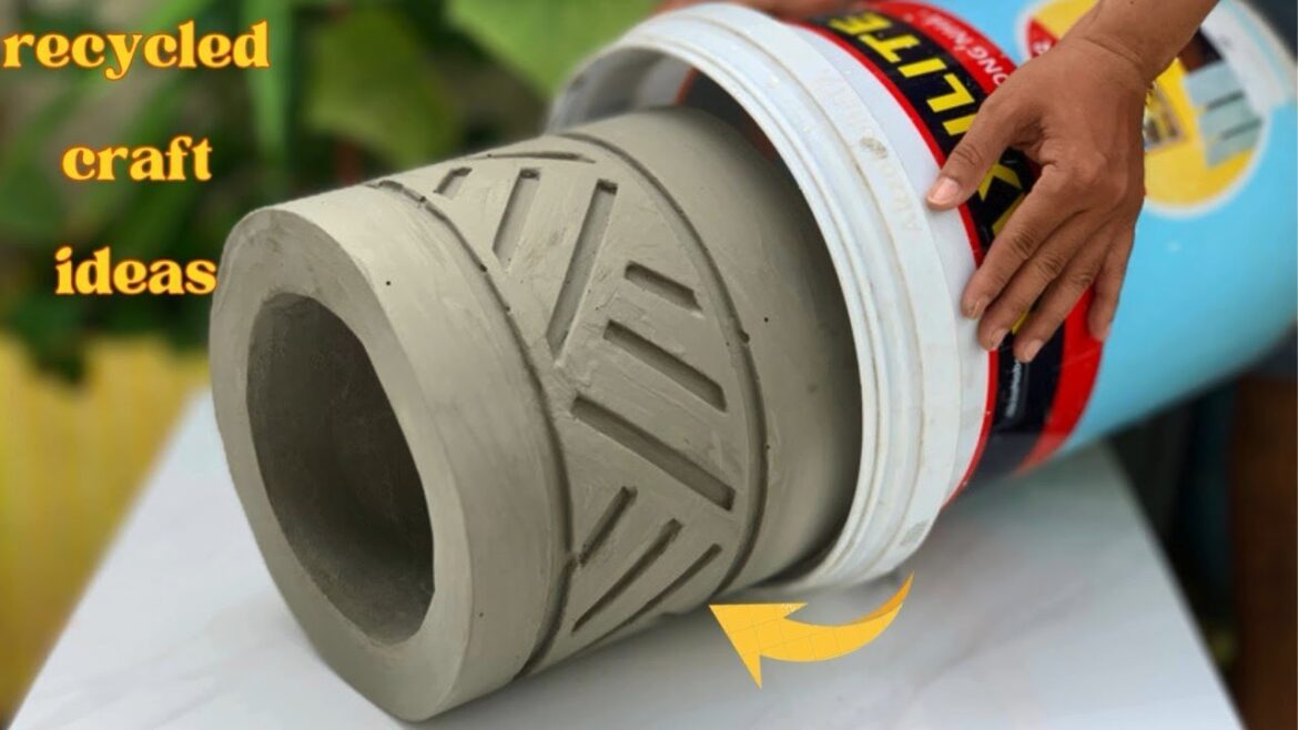 Gardening tips - Simple flower pot design to decorate the garden