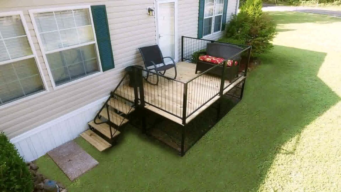 Backyard Landscaping Ideas With Deck