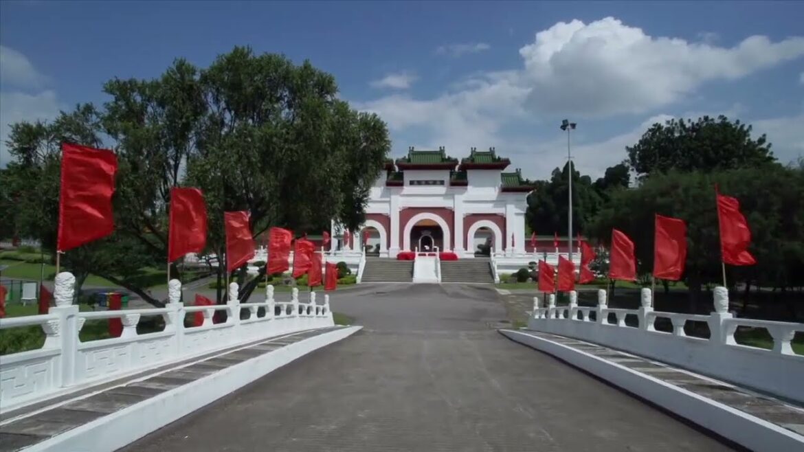 Virtual Walks - Singapore Chinese and Japanese Garden | CJGDVD106