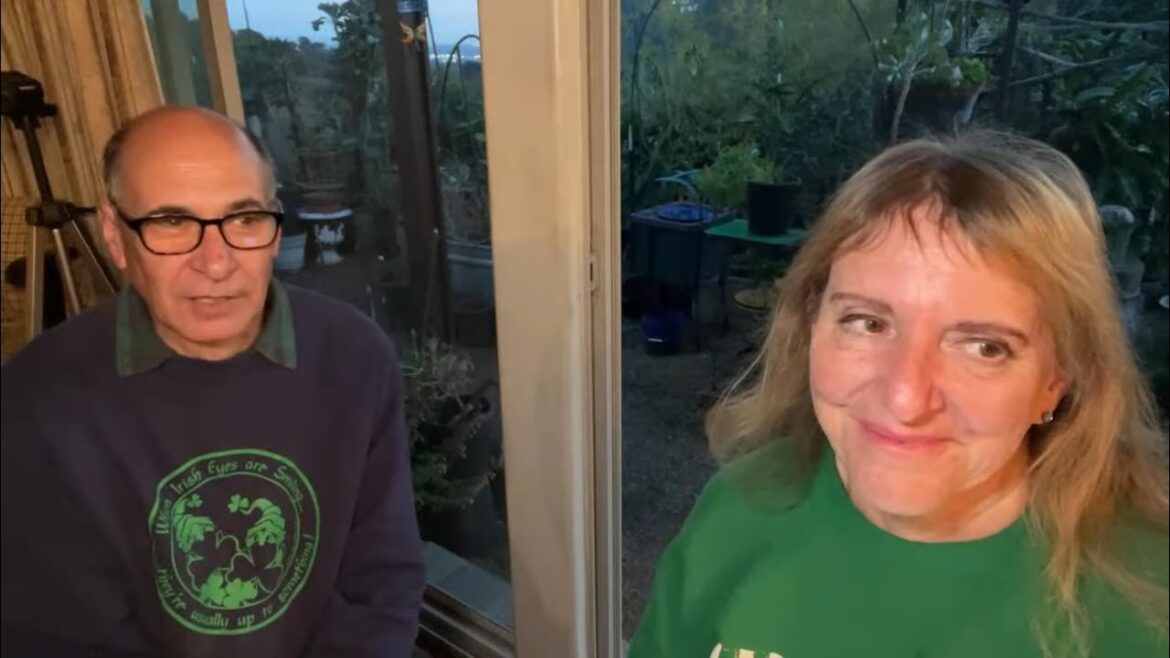 Live from Bird Garden, Robbie & Gary Gardening Easy talking tips ideas hummingbirds Happy Holidays