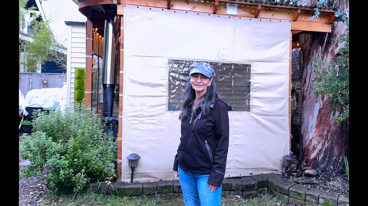 Creating A Winter Retreat With Canvas Walls & Winter Gardening Tips For Beginners Creating A Winter Retreat With Canvas Walls & Winter Gardening Tips For Beginners