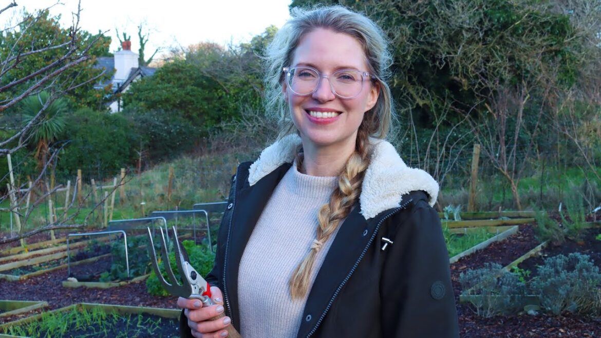 10 Things to Do Now to Prepare for Spring Gardening 10 Things to Do Now to Prepare for Spring Gardening