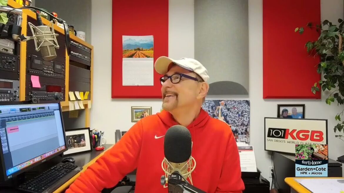 Gardening Podcast: Edible Landscaping with Ed Laivo - Garden America Radio Show 1.6.24]