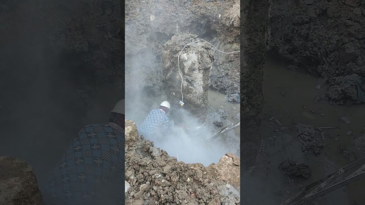 Pile cutting to make footing #architect #constuction #excavator #building #homedesign #concrete Pile cutting to make footing #architect #constuction #excavator #building #homedesign #concrete