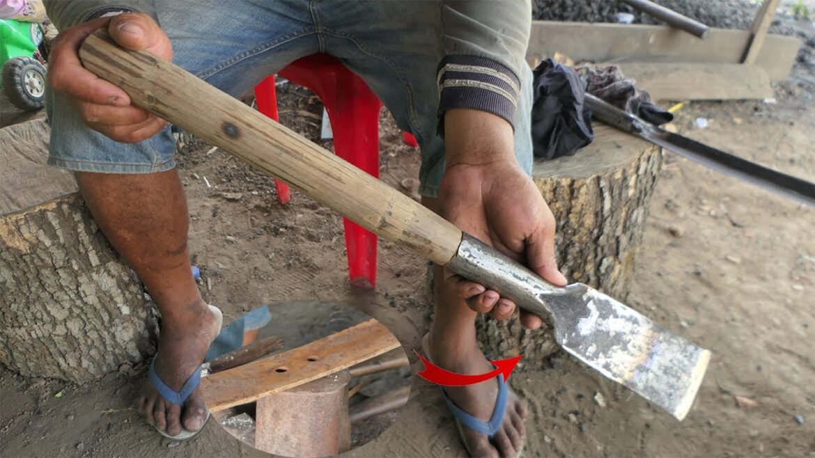 Gardening Tools/ Forging a Very Useful Gardening Digger From Spring Steel