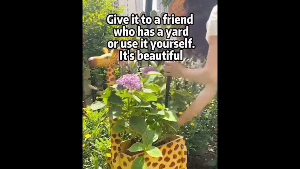 Solar Garden Light,Solar Christmas Lights Outdoor Waterproof Decorations,8LED Firefly Lights Swaying Solar Garden Light,Solar Christmas Lights Outdoor Waterproof Decorations,8LED Firefly Lights Swaying