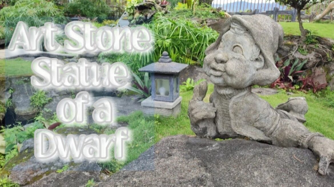 Garden Ideas with Simple Design Grass Plants || Chess and Stone Statues Landscaping 🌿🌱