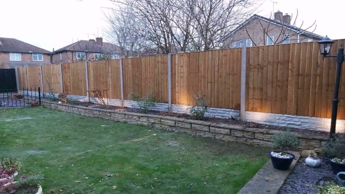 Backyard Landscaping Ideas Near Fence Backyard Landscaping Ideas Near Fence