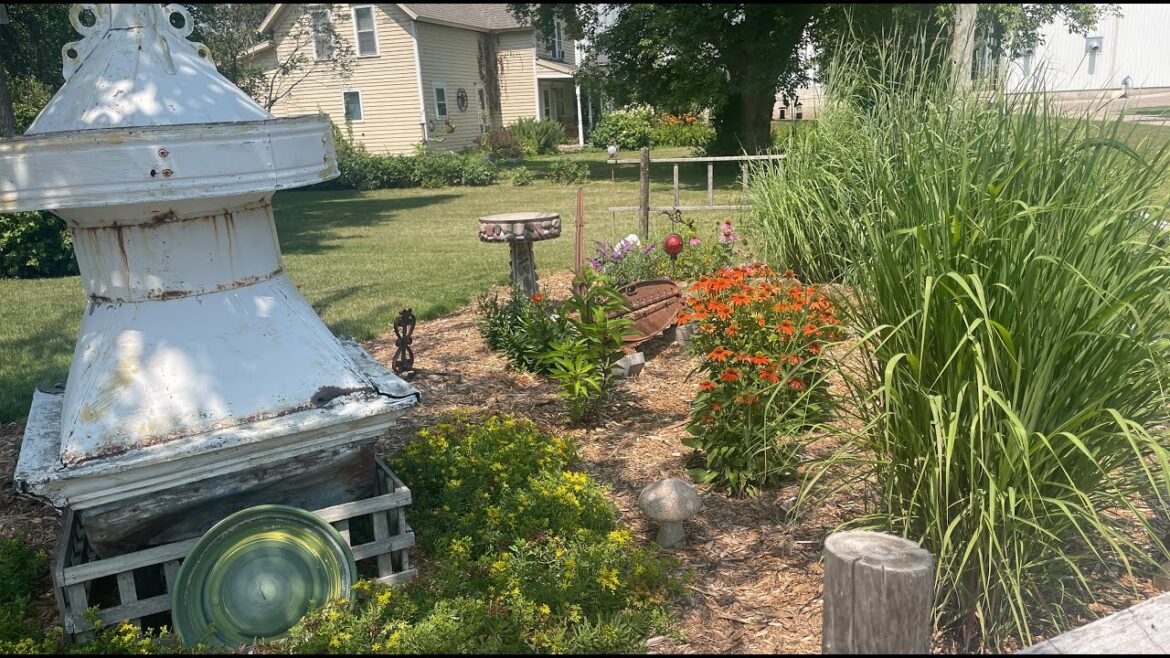 Prairie Yard & Garden 3704 – Barb’s Blossoms – Front Garden with a Rain Garden Prairie Yard & Garden 3704 - Barb's Blossoms - Front Garden with a Rain Garden