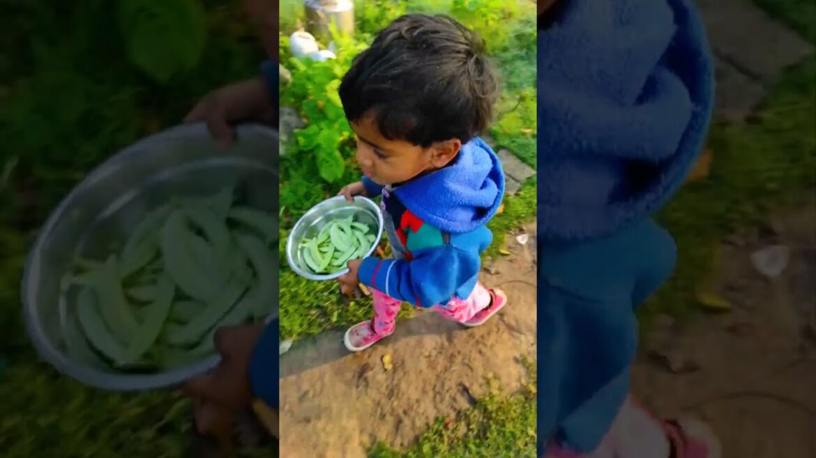 Bacchi Ka kam dekho#Shorts  Hara sabji  ,