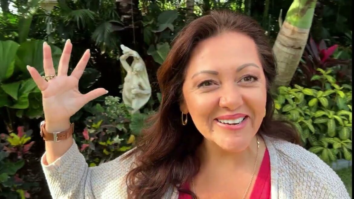 Winter Charm in My Garden, sharing plants and trees that like it Chilly Winter Charm in My Garden, sharing plants and trees that like it Chilly