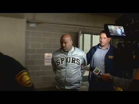 Man arrested after allegedly shooting landscape worker for blowing leaves at his vehicle Man arrested after allegedly shooting landscape worker for blowing leaves at his vehicle