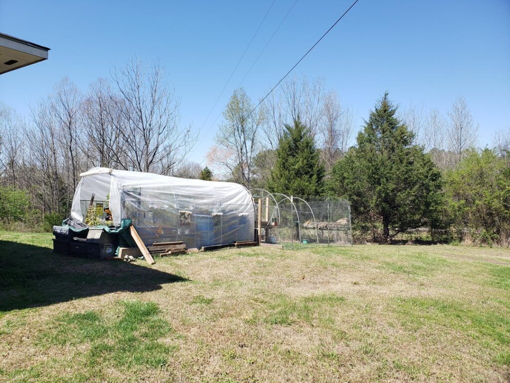 Oh lord have mercy jesus. What fans and how many would you suppose be suitable for what will be my 30x8 insulated high tunnel located here in Mississippi