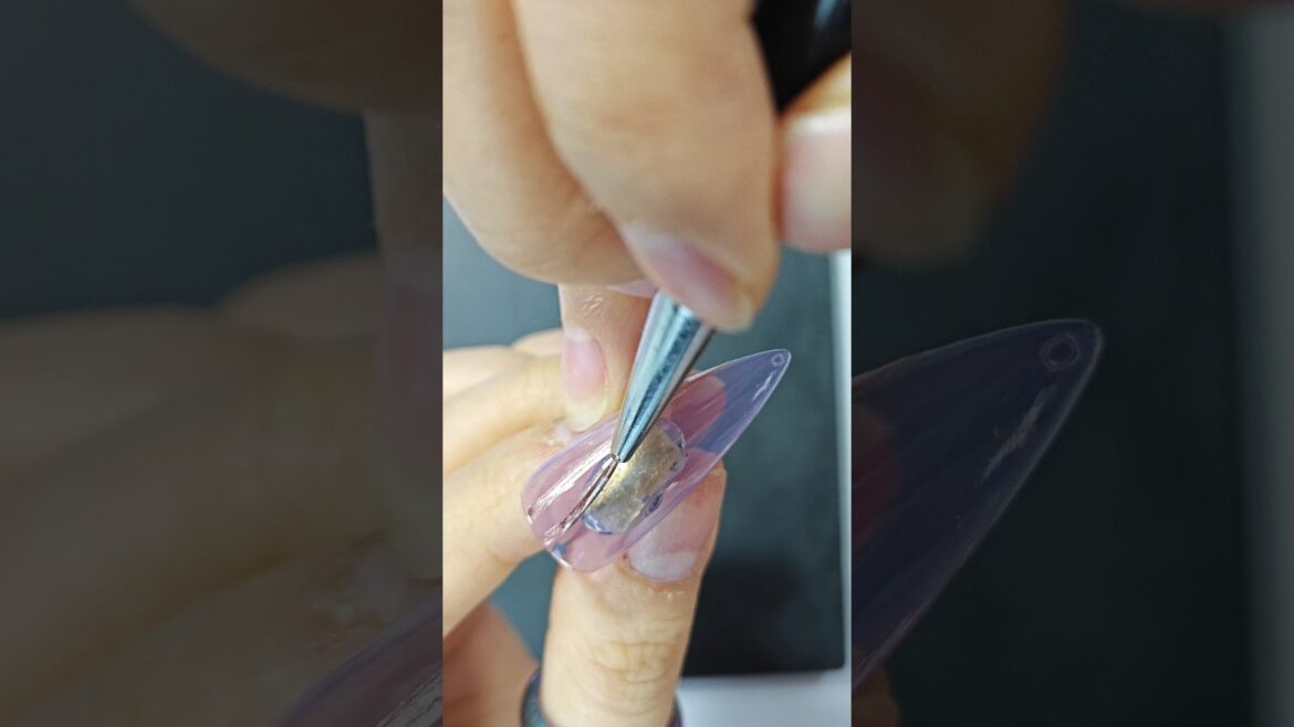 Violet Bear garden nail art, vintage design #nails #nailart #naildesign Violet Bear garden nail art, vintage design #nails #nailart #naildesign