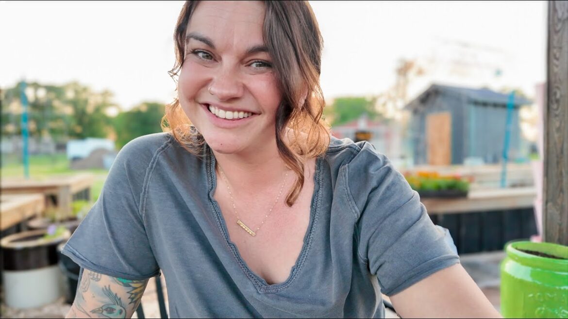 Roots and Refuge Farm: The best day ever (I LOVE SPRING) | VLOG The best day ever (I LOVE SPRING) | VLOG