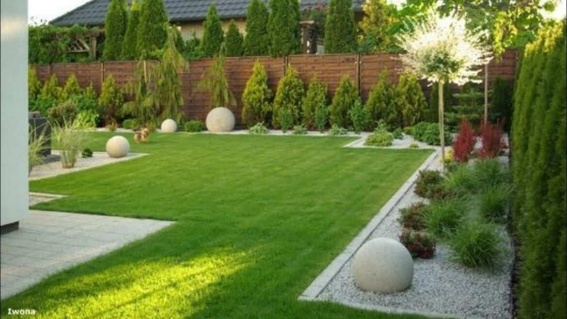 Small garden overview//Green grass and backyard ideas || Home garden decorations Interior garden
