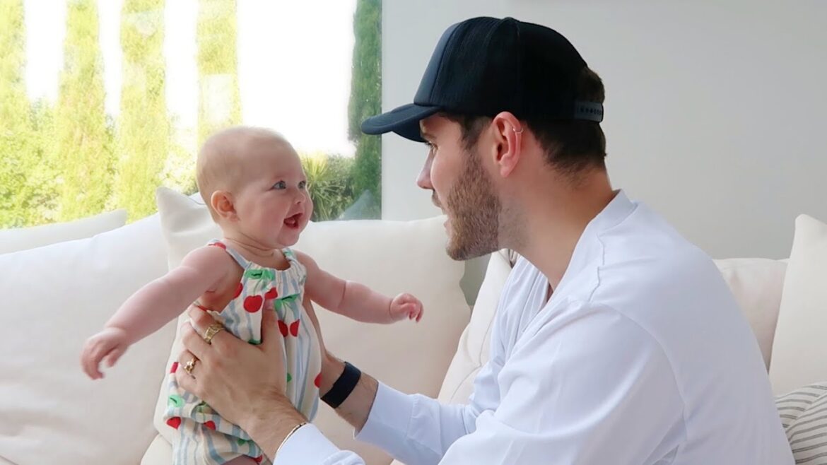 Relaxed Sunny Day At Home In The Garden Relaxed Sunny Day At Home In The Garden