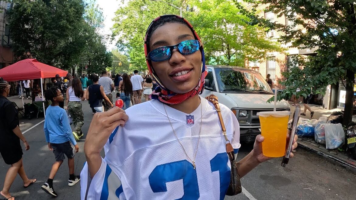 What Are People Wearing in New York? (Fashion Trends 2024 NYC Casual Summer Outfits Ep.116) What Are People Wearing in New York? (Fashion Trends 2024 NYC Casual Summer Outfits Ep.116)