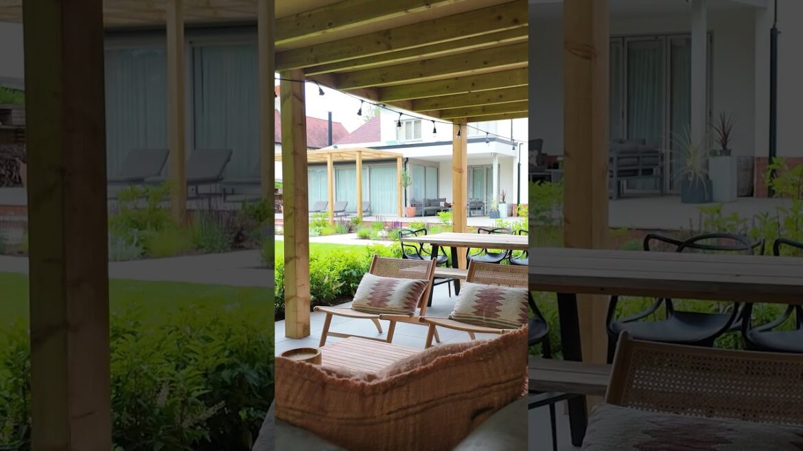 Discover luxury gardens for your family and friends 💚 #gardendesign #gardendesigninspiration #garden