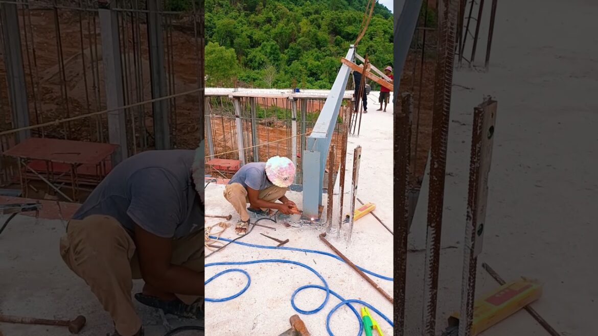 Install steel frame of the roof #construction #design #building #engineer #home 0714 123