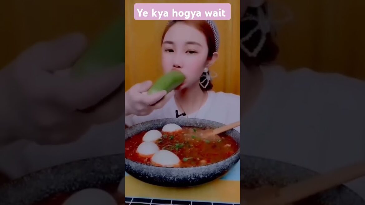 Girl Eats Cucumber and Roasts Shorts – #shortsfeed #trending Girl Eats Cucumber and Roasts Shorts - #shortsfeed #trending