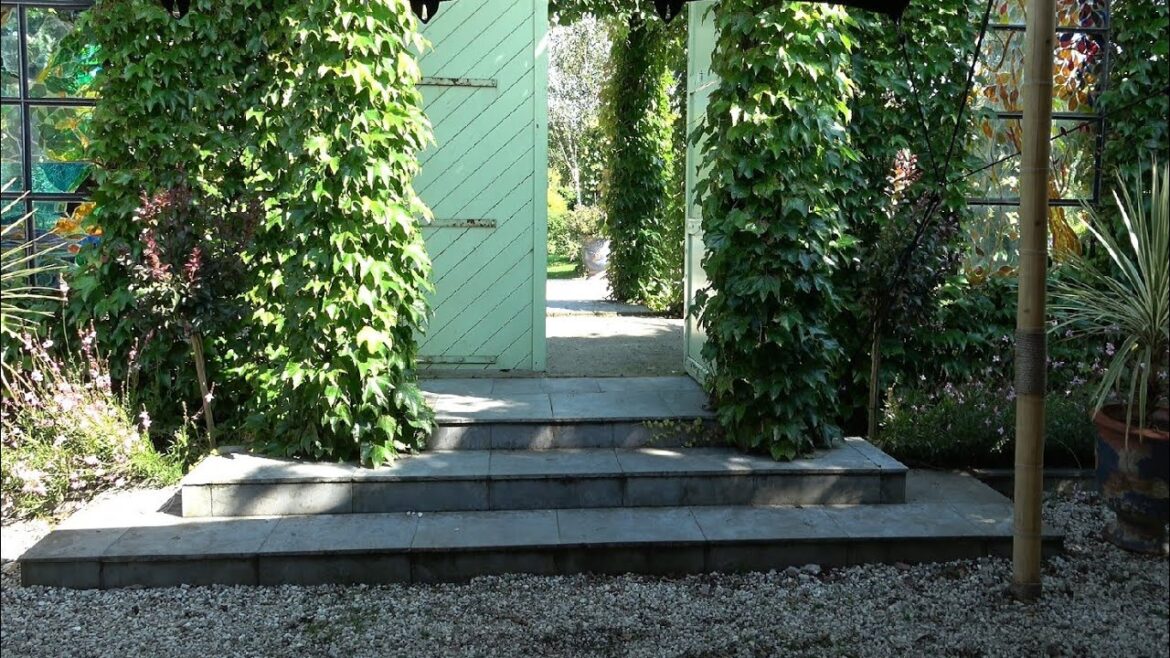 Free Public Garden Green Cathedral / Groene Kathedraal