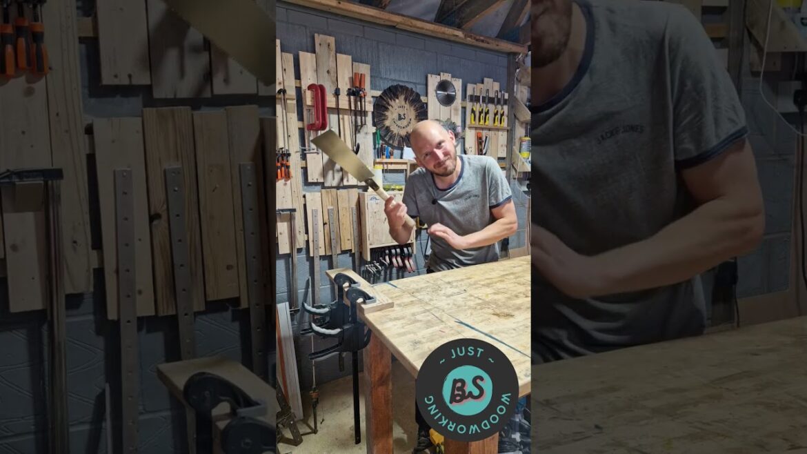 Japanese vs Western Saws: Who Wins? #woodworking #diy
