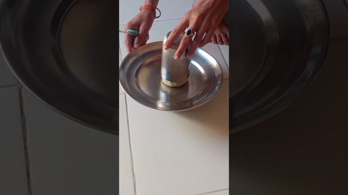 #trending #shortvideo #youtubeshorts #Fry idli