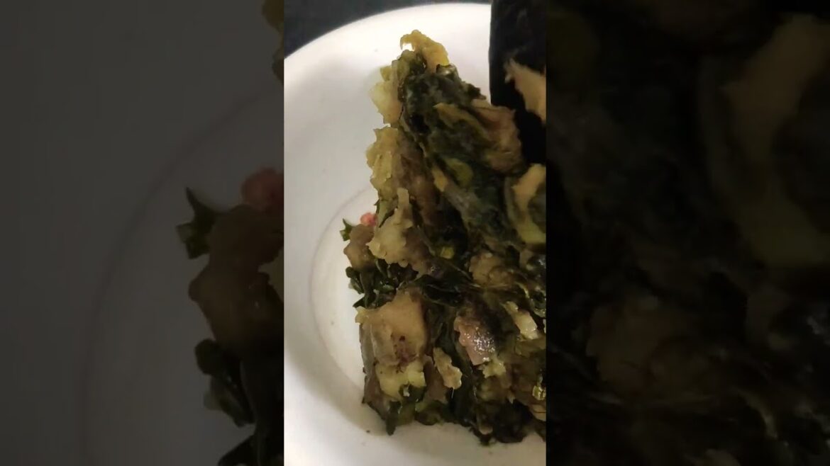 😋😳 Healthy Water lily Spinach #trending #shortsfeed #short #viral #whatappstatus #vegetable #harvest