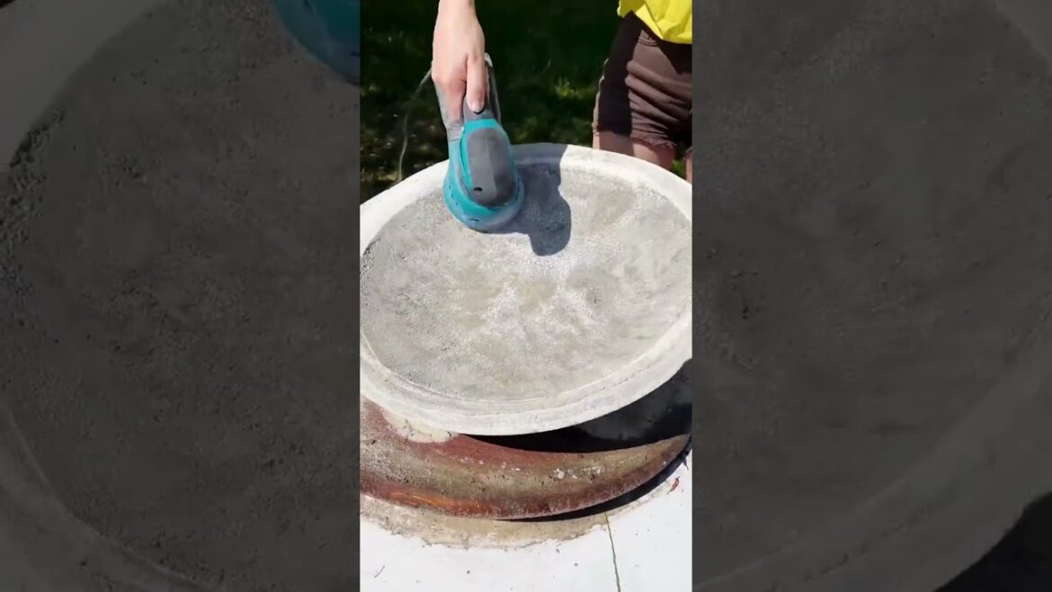 ⛲ Beautiful DIY concrete water fountain in the backyard 💦