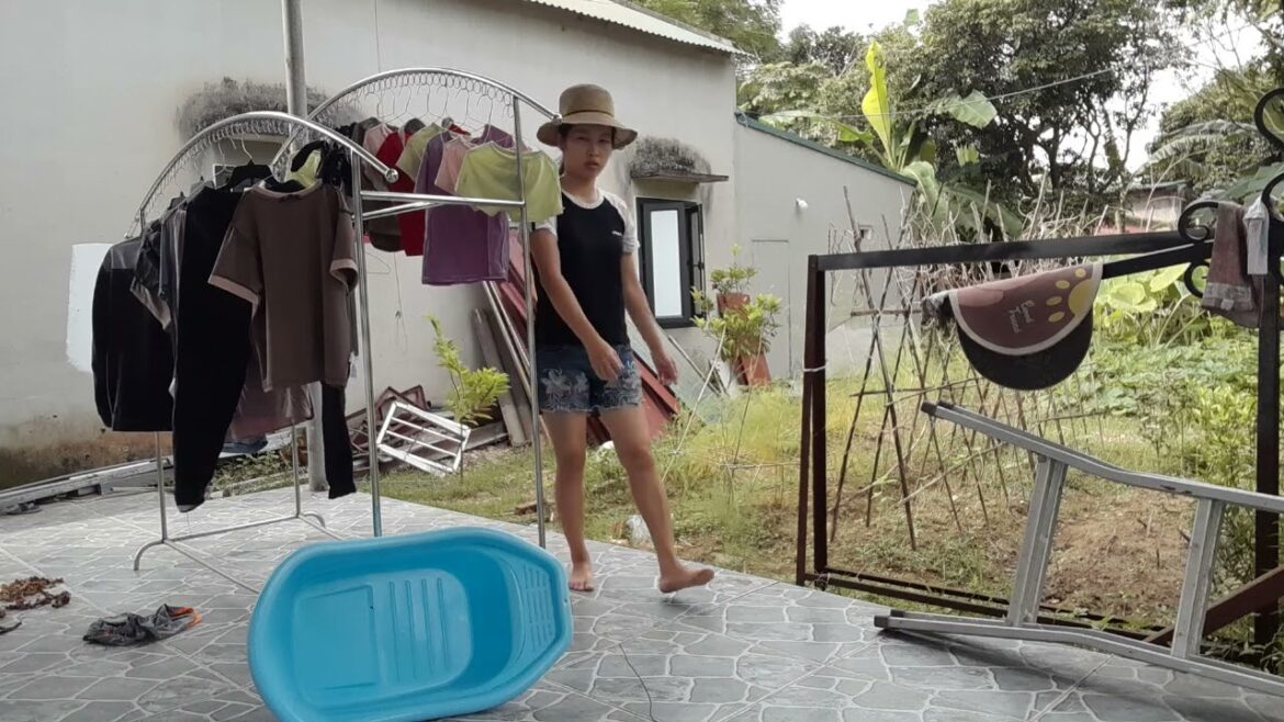 "How to Grow Flowers in a Japanese Garden Style"