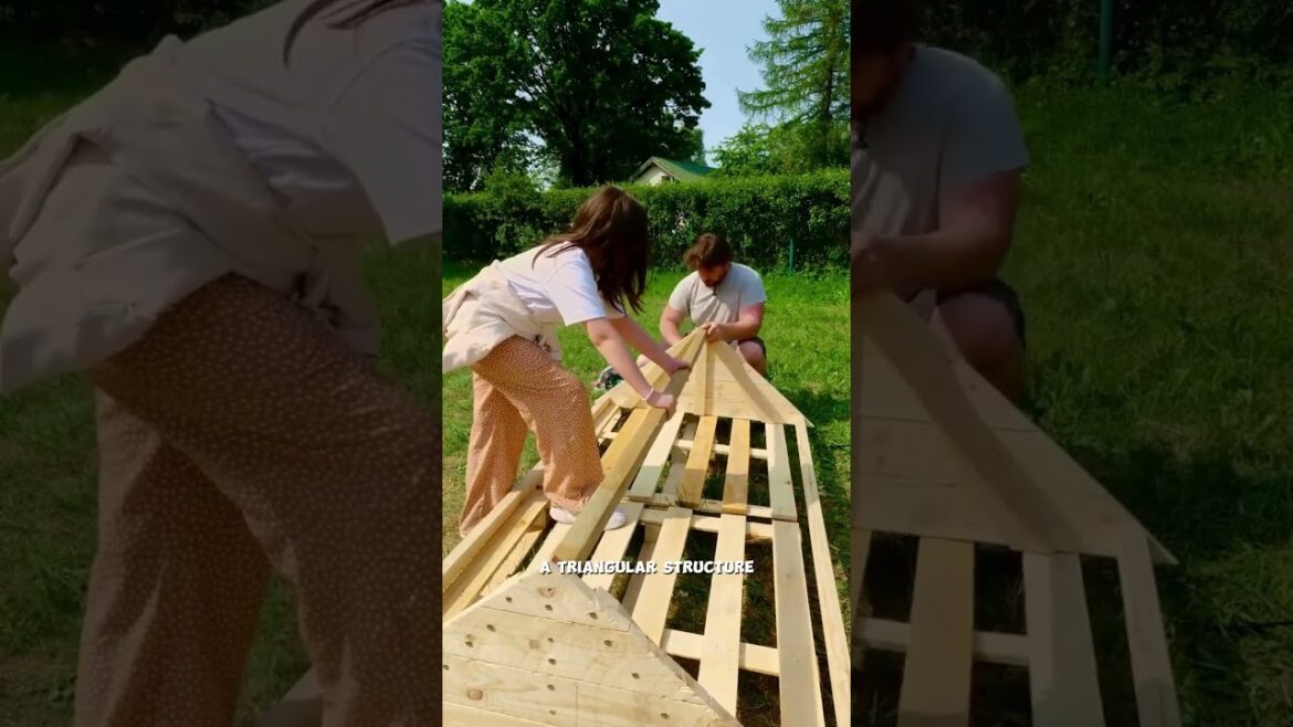 🏠Creative dad transforms pallets into a charming backyard tea house!☕