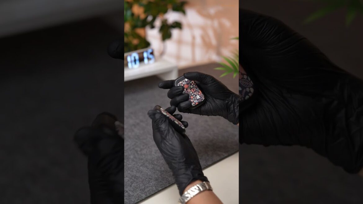 Hand Warmers Inspired By Garden Designs #handwarmer #tech #shorts #design #unboxing